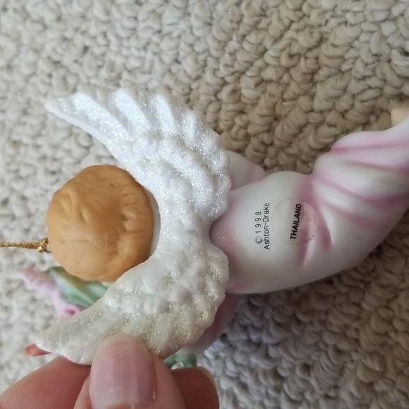 4 Vintage Angel ornaments - Picture 10 of 12